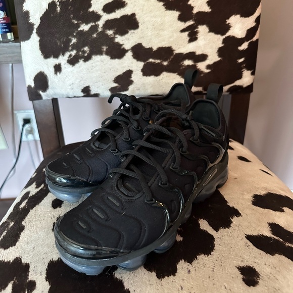 vapormax poshmark